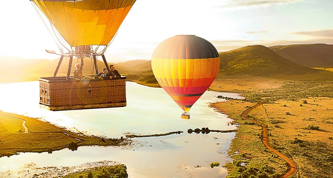 Pilanesberg Hot Air Balloonピーランスバーグ国立公園のバルーンサファリ